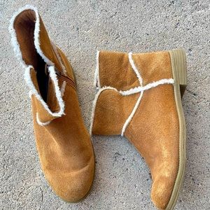 UGG COLETTA BOOTS CHESTNUT BROWN SUEDE GIRLS SIZE 4